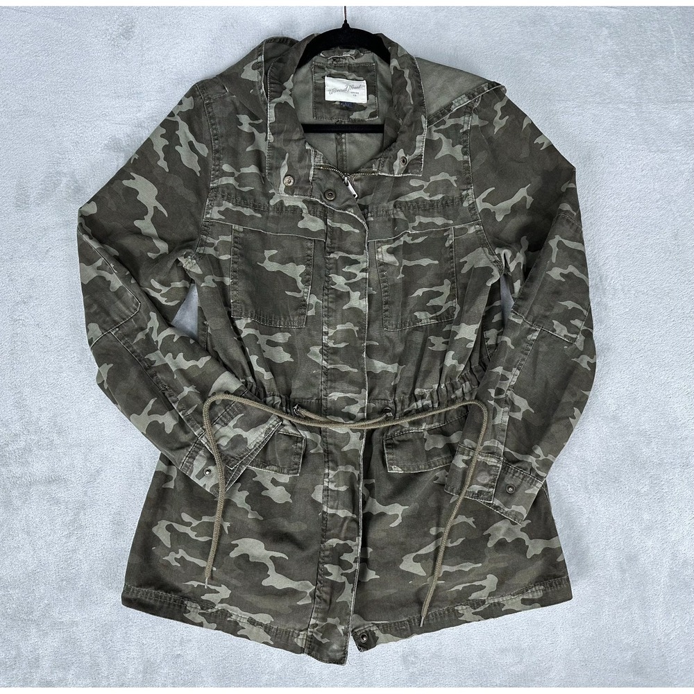 Universal Thread Jacket Size L Camo Utility Casual Cotton Lightweight Denim Feel